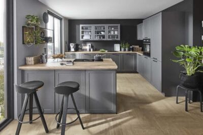 Küche grau Landhaus in Viersen