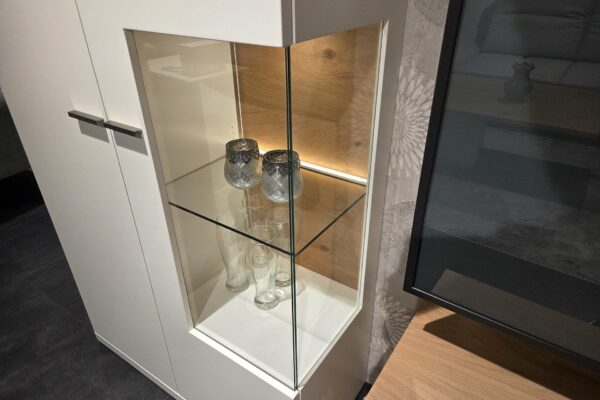 Lavita Vitrine
