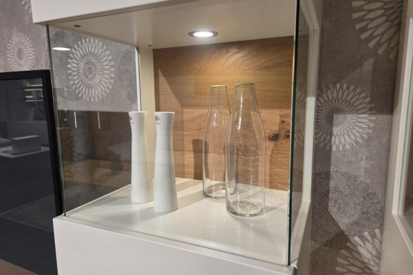 Lavita Vitrine
